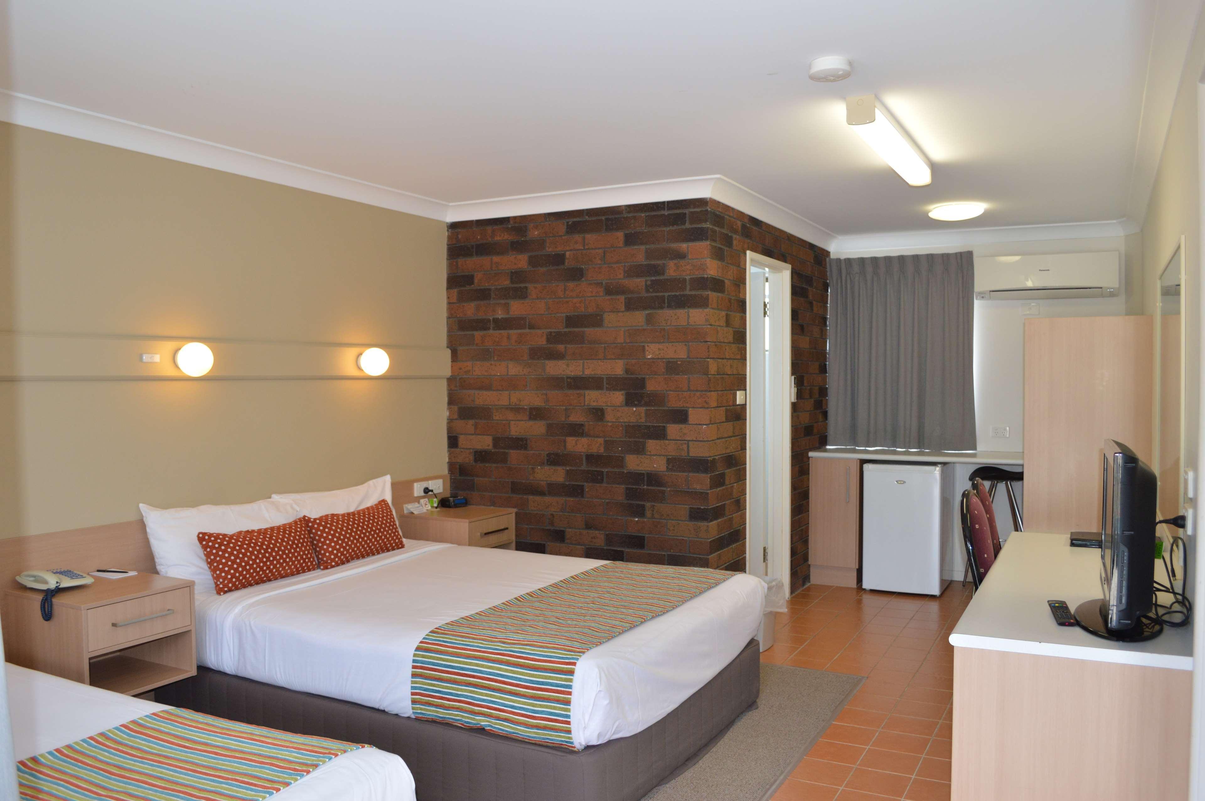 Best Western Parkside Motor Inn Кофс-Харбор Экстерьер фото